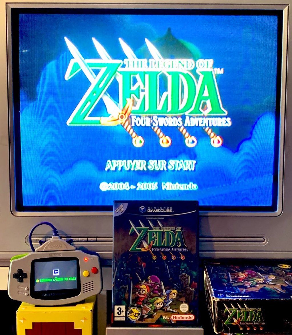 Aujourd’hui, ça fait 17 ans que #Zelda
Four Swords Adventures est sorti sur #GameCube 🗡🗡🗡🗡
A quand le remake sur #Switch ?! 😍
-
Pour suivre ma collection #retrogaming :
➡️ Follow @Gouaig
-
#zelda #link #nintendo #retrogaming ##gamersofinstagram #retrogamers #retrogamer